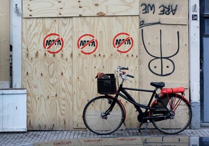 Pochoirs anti ACTA à Amsterdam
