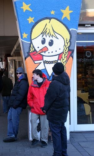 bonhomme de neige hollandaise sur un pillier