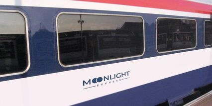 Wagon marqué Moonlight express