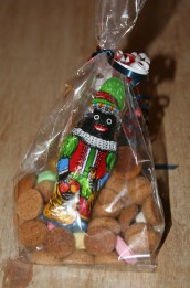 Zwarte Piet en chocolat et pepernotten