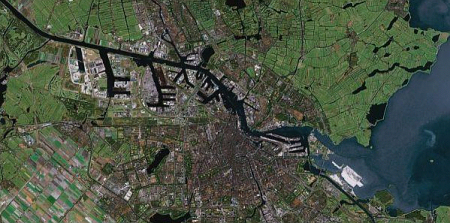 Vue satellite du bassin de l'IJ et Amsterdam
