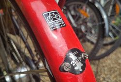 autocolant zwaartefietsplan sur garde-boue rouge