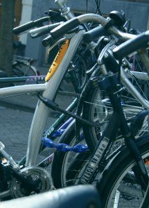 vélos bleus (sauf le B-twin